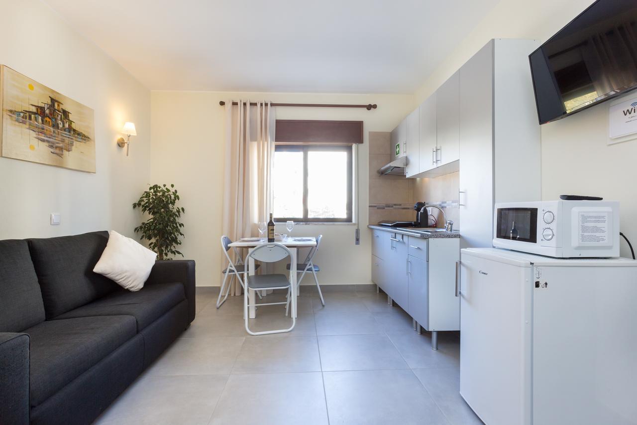 Carol'S Beco Apartments ラゴス エクステリア 写真