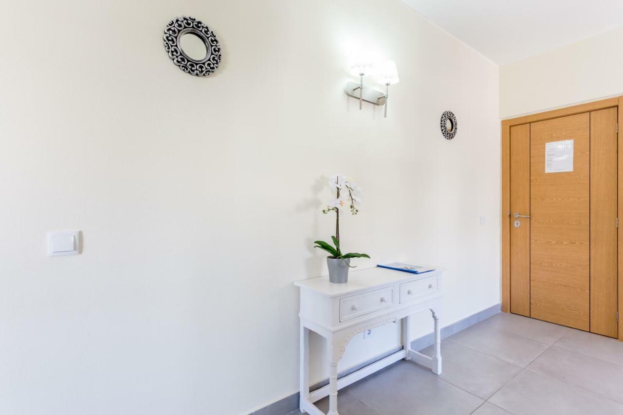 Carol'S Beco Apartments ラゴス エクステリア 写真